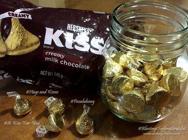 kisses-with-almonds